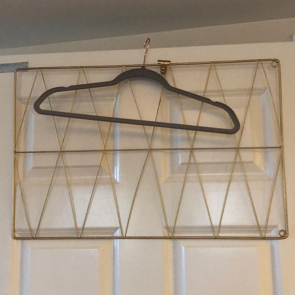 Wire Bulletin Board